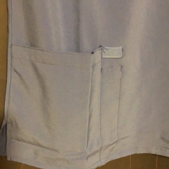 Dickies light blue Scrubs Top size Medium - Picture 4 of 5